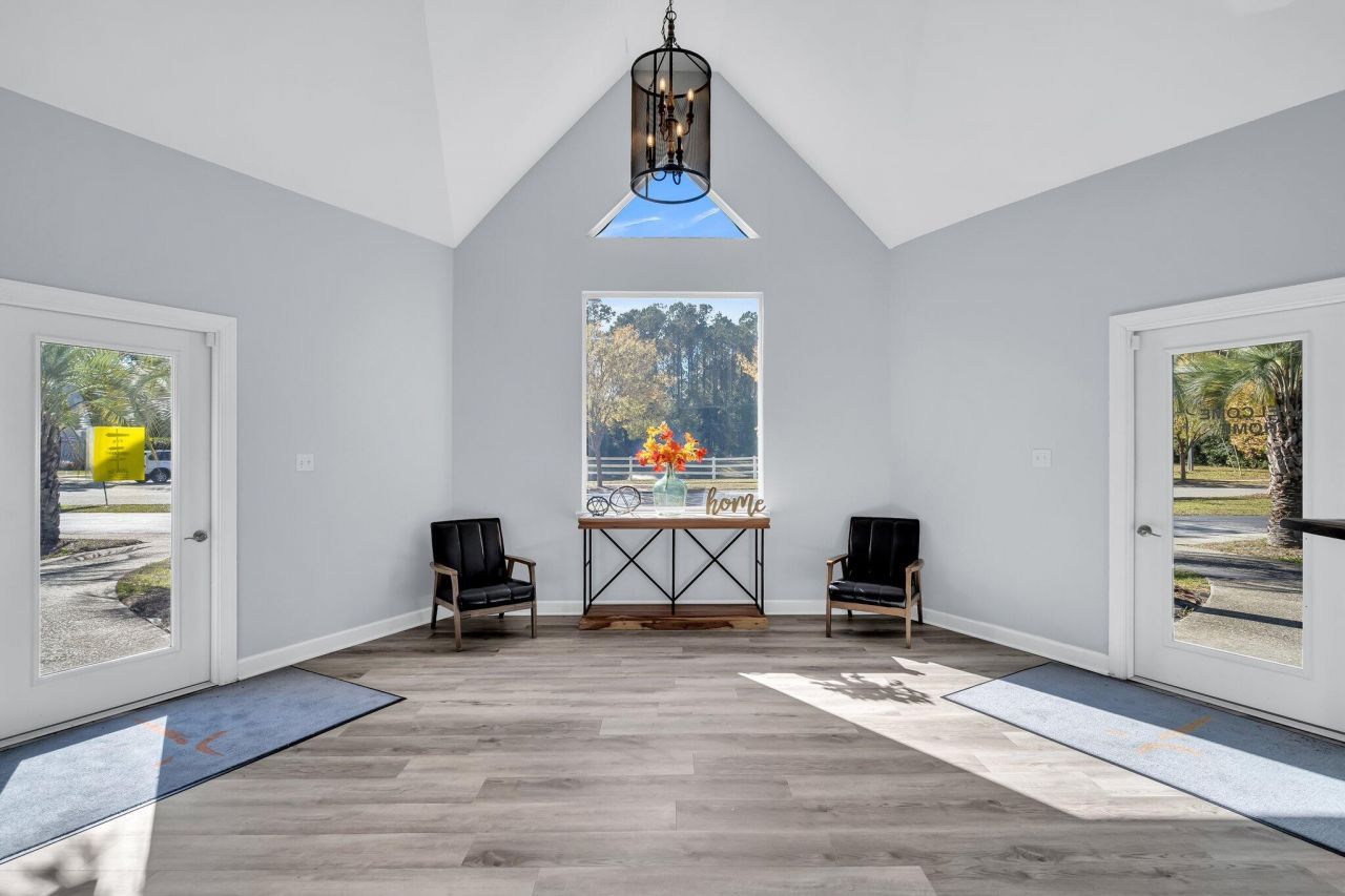 3587 N Highway 17 Photo 9