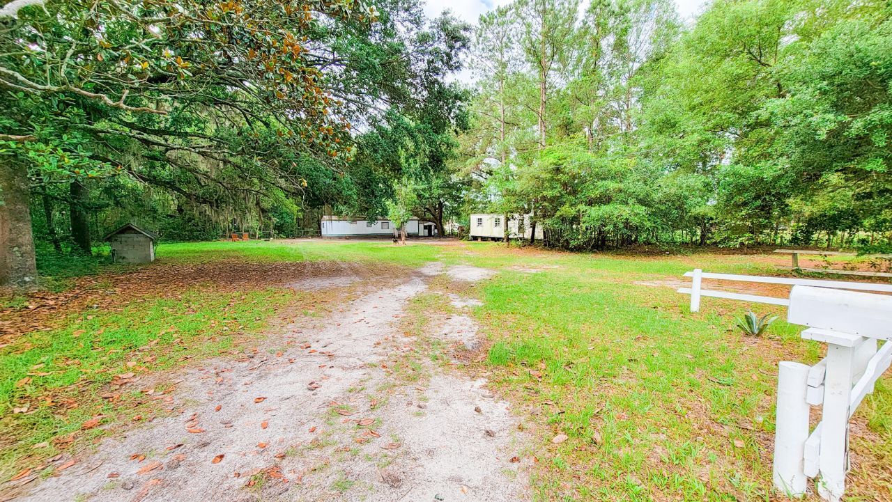 277 Sniders Highway  Photo 14