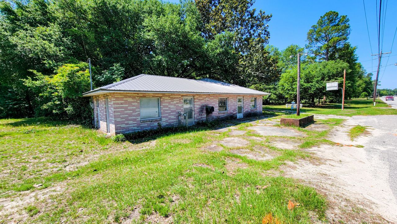 277 Sniders Highway  Photo 9