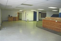 854 Broughton Street photo 4