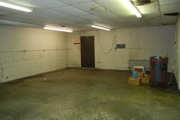 854 Broughton Street photo 4