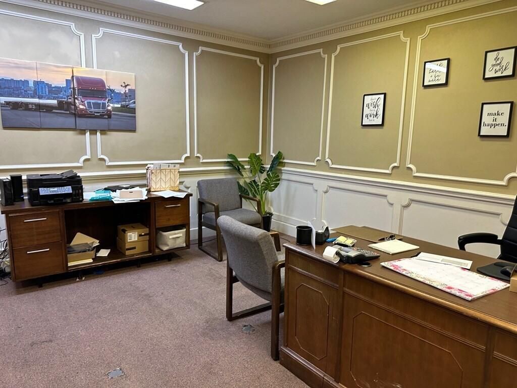 1408 Russell Street Photo 7