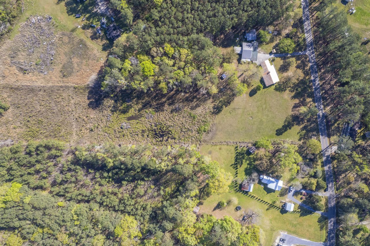 000 Greyback Road Photo 18