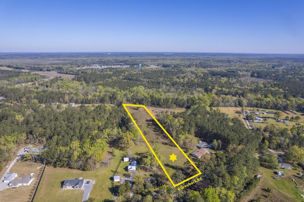 000 Greyback Road Photo 2