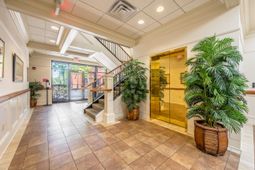 3520 W Montague Avenue photo 4