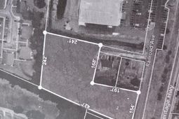 W Railroad Avenue  photo 4