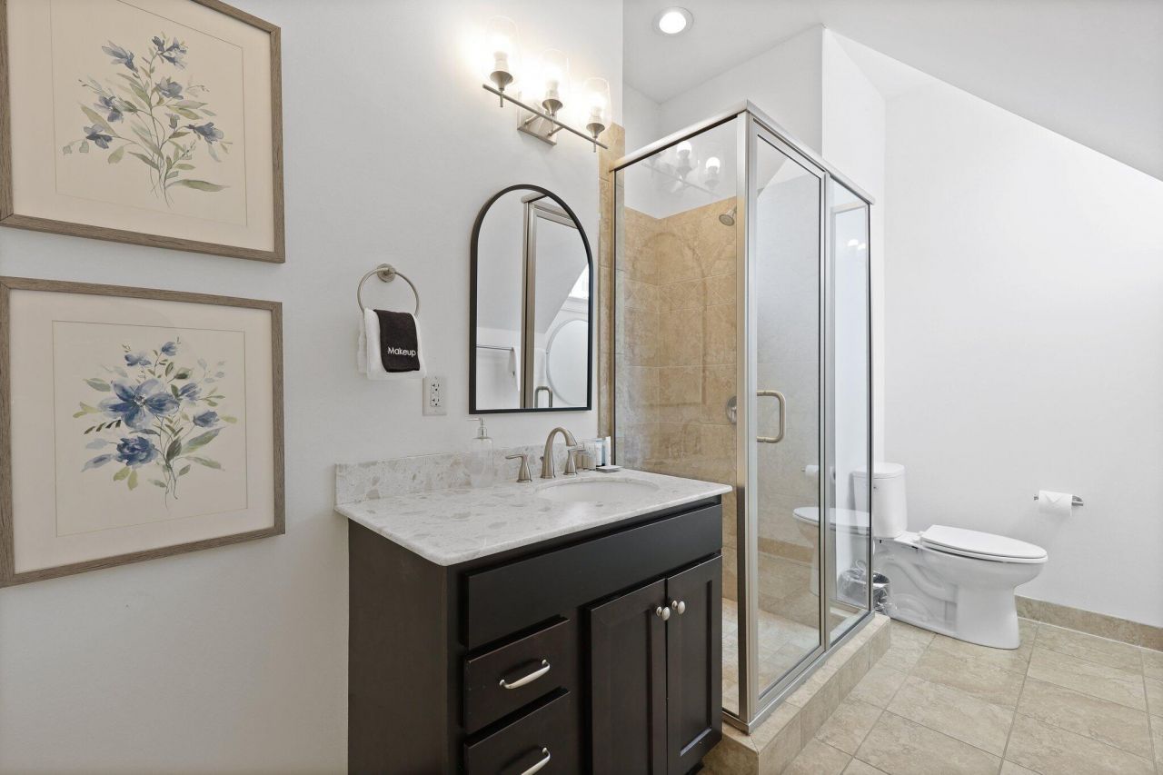 221 Ashley Avenue Photo 31