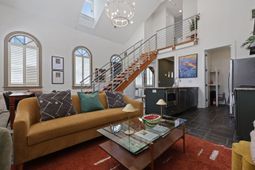 221 Ashley Avenue photo 4