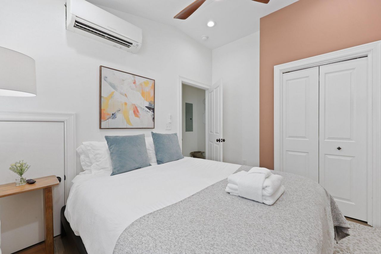 221 Ashley Avenue Photo 43