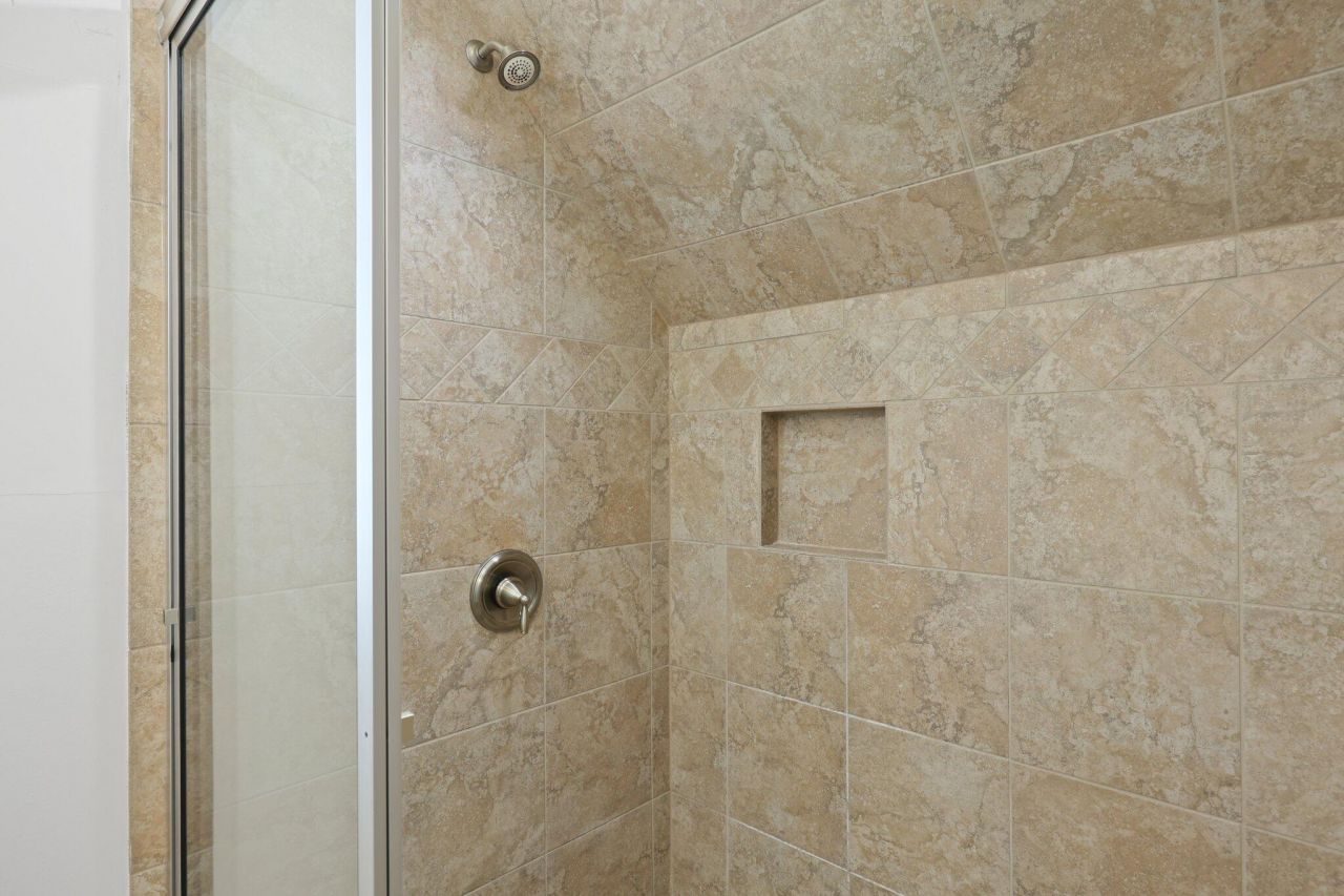 221 Ashley Avenue Photo 45