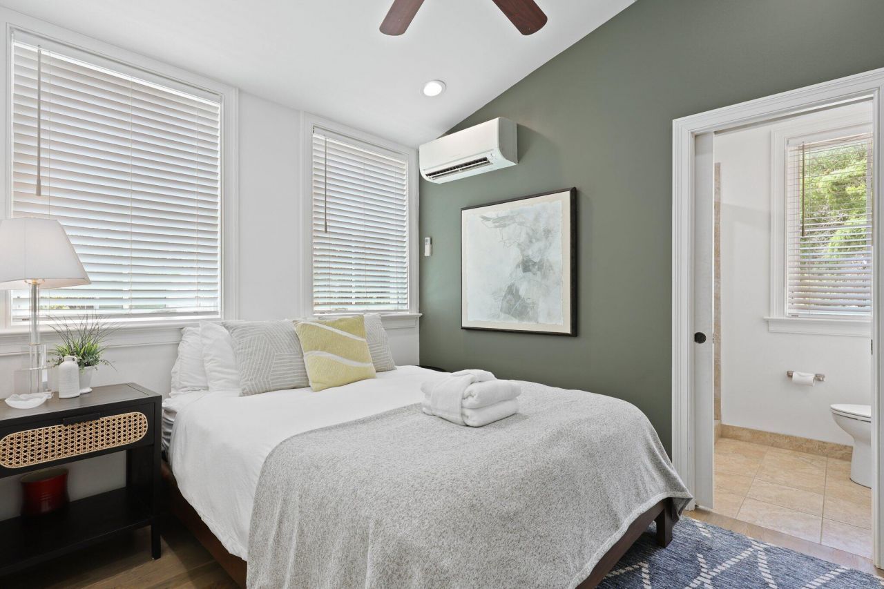 221 Ashley Avenue Photo 47