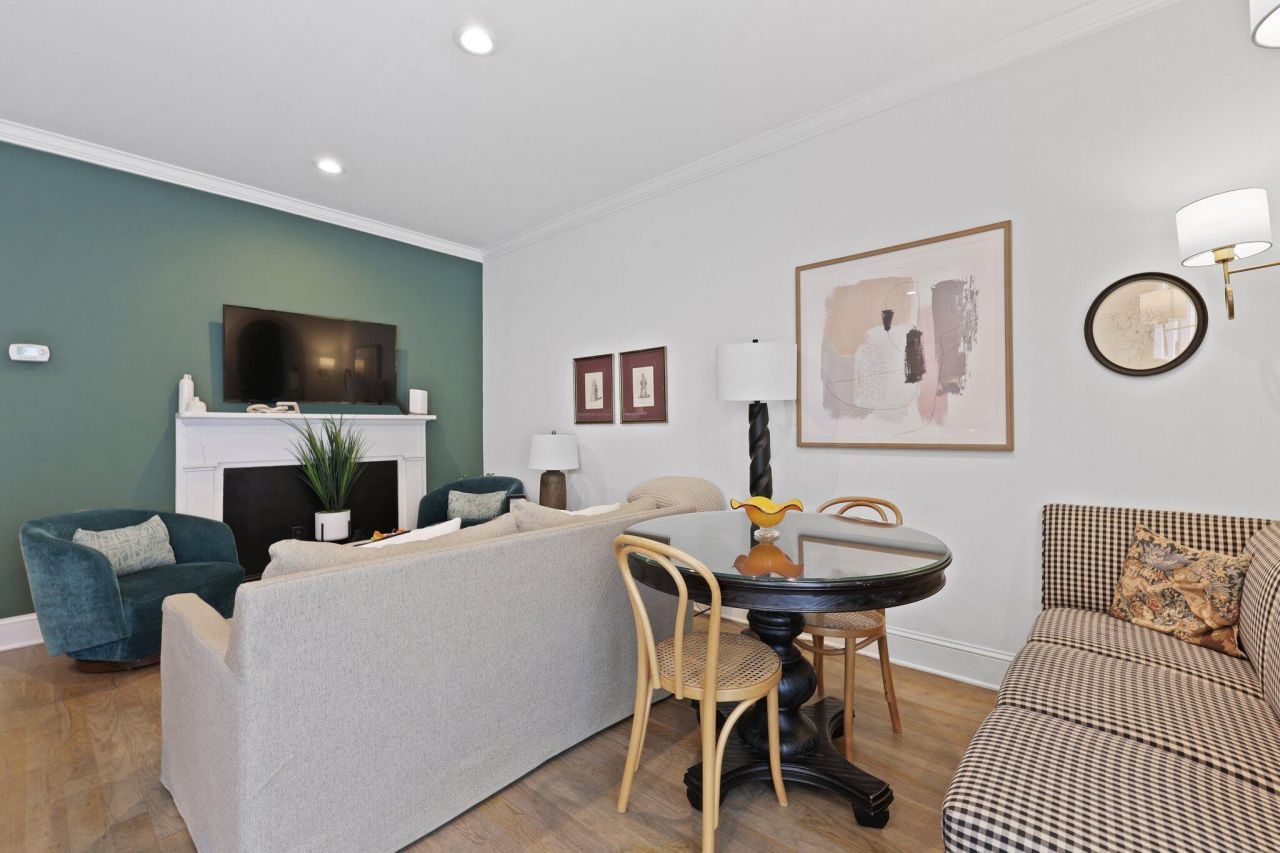 221 Ashley Avenue Photo 54