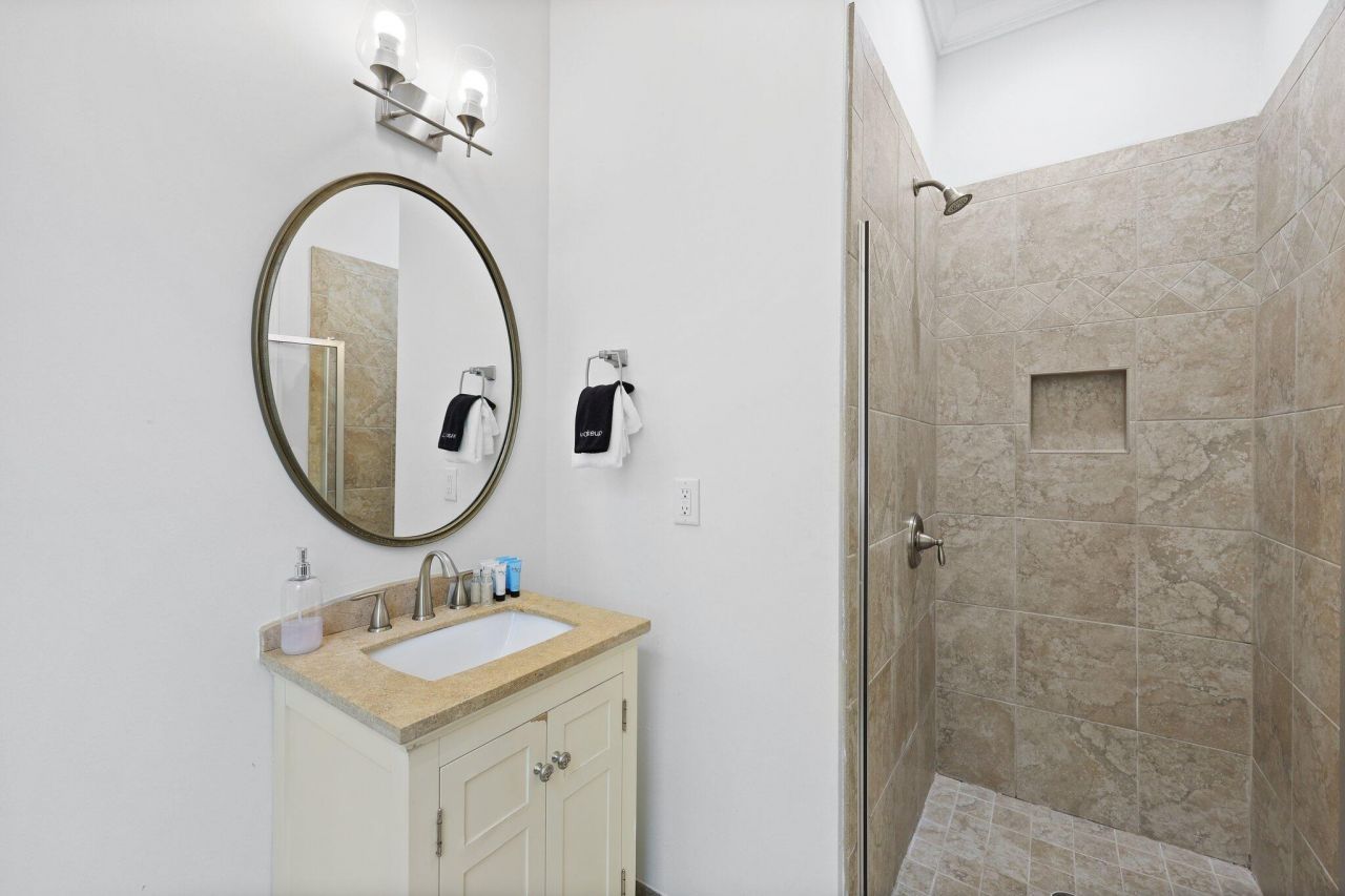 221 Ashley Avenue Photo 70