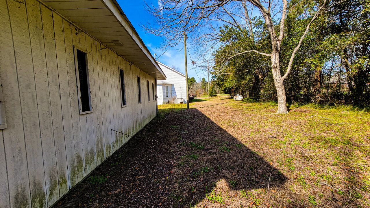 83 Weed Avenue  Photo 19