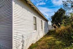 83 Weed Avenue  photo 4