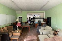 946 Middleton Street photo 4