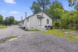4231 Rivers Avenue photo 4