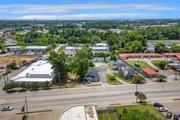 4231 Rivers Avenue photo 4