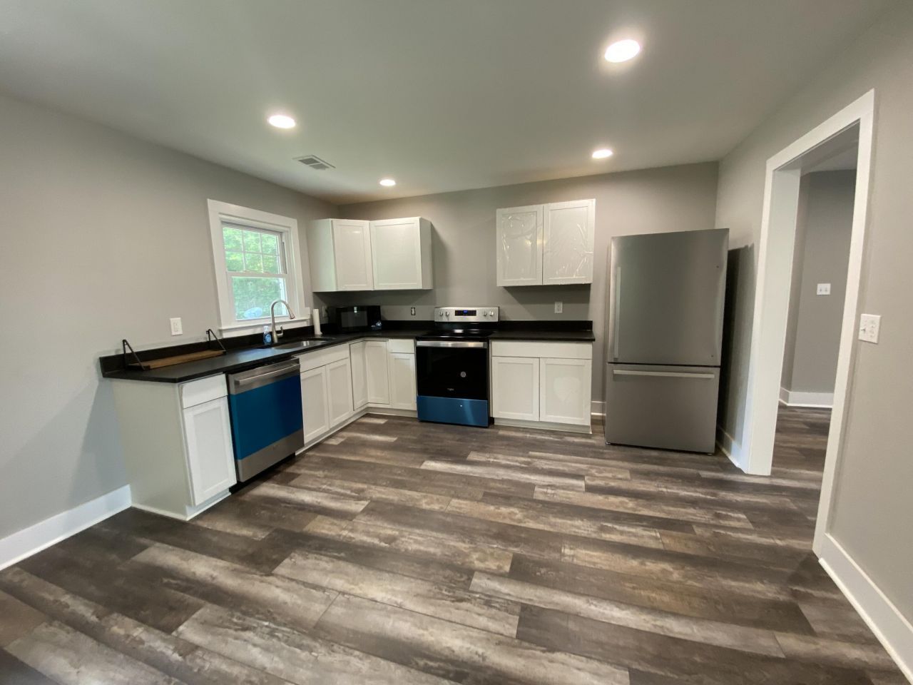 618 Boone Hill Road Photo 11