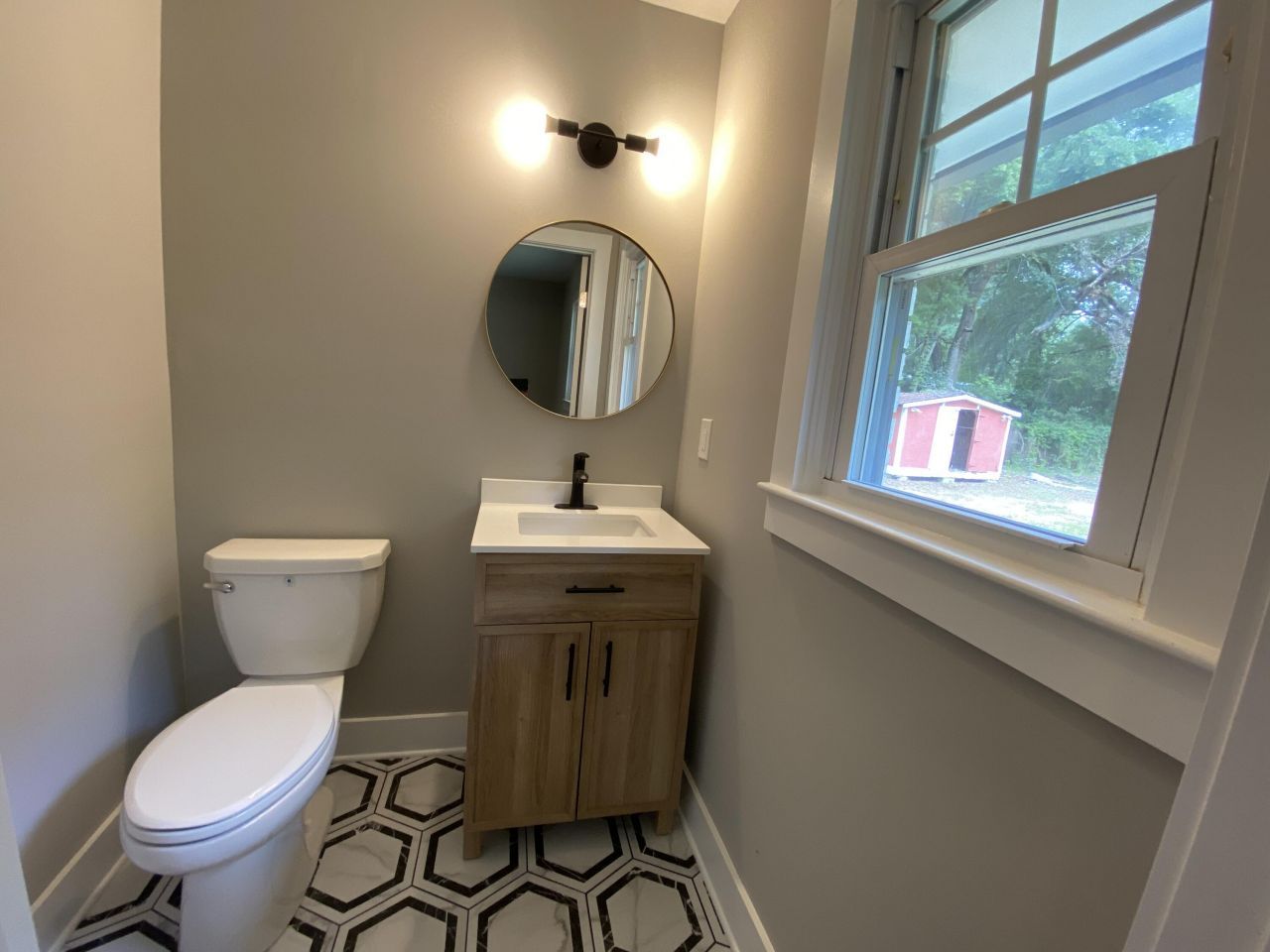 618 Boone Hill Road Photo 17