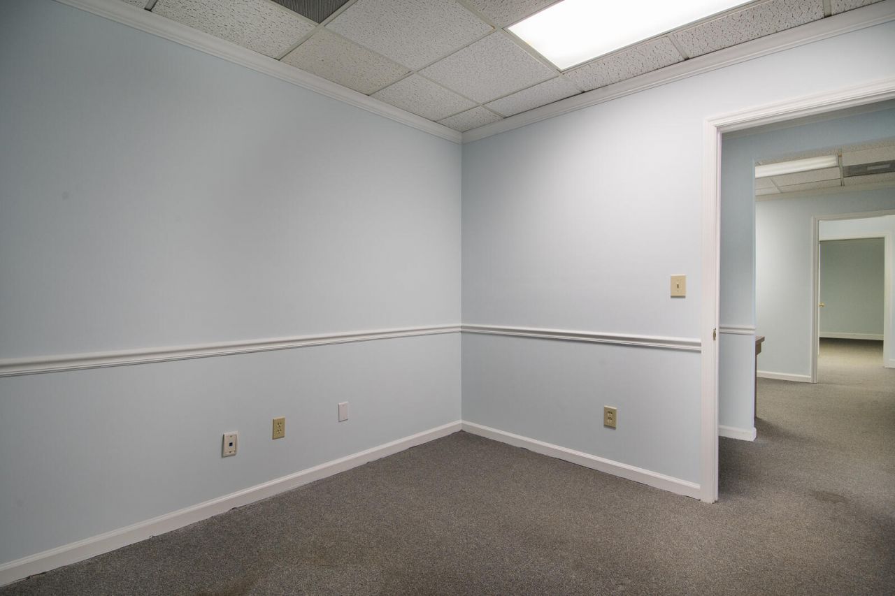 174 E Bay Street Photo 10