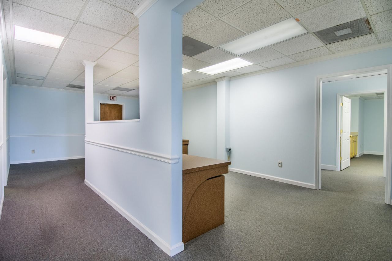 174 E Bay Street Photo 8