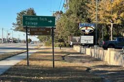 6922 Rivers Avenue Avenue photo 4