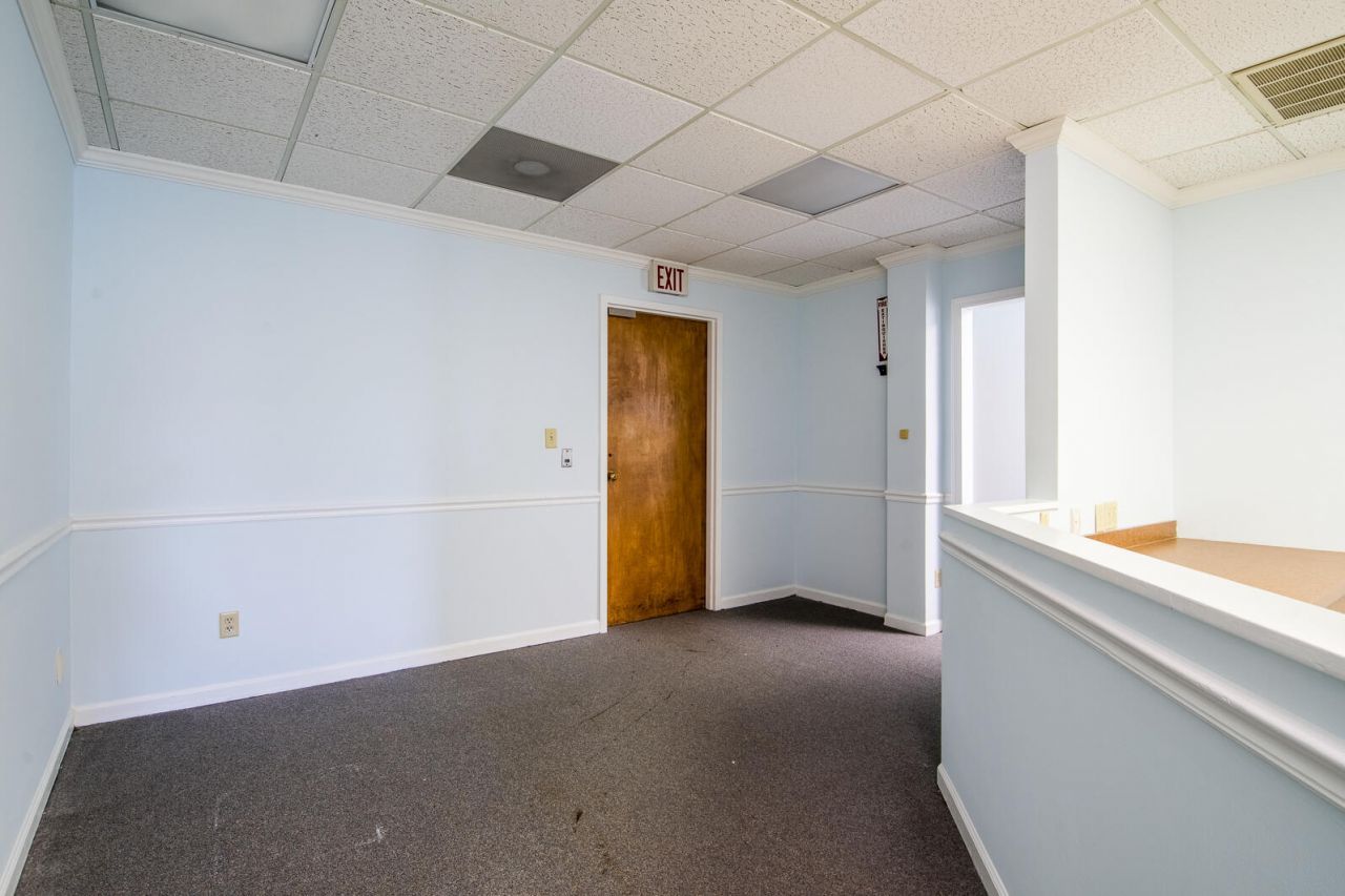 174 E East Bay Street Photo 6