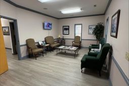 425 Barony Street photo 4