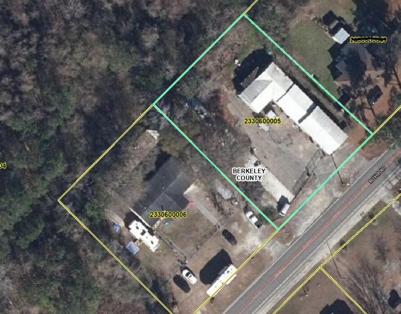 1169 Royle Road Photo 4