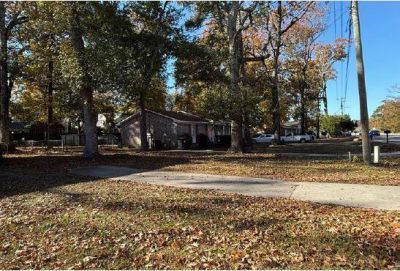 975 Harbor View Road Photo 6