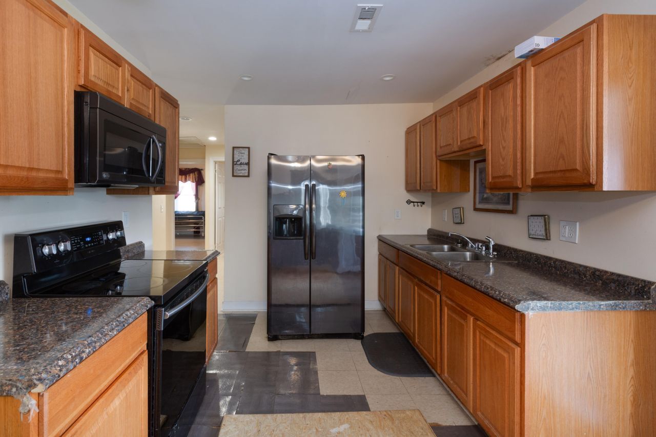 126 N Hwy 52 Photo 25