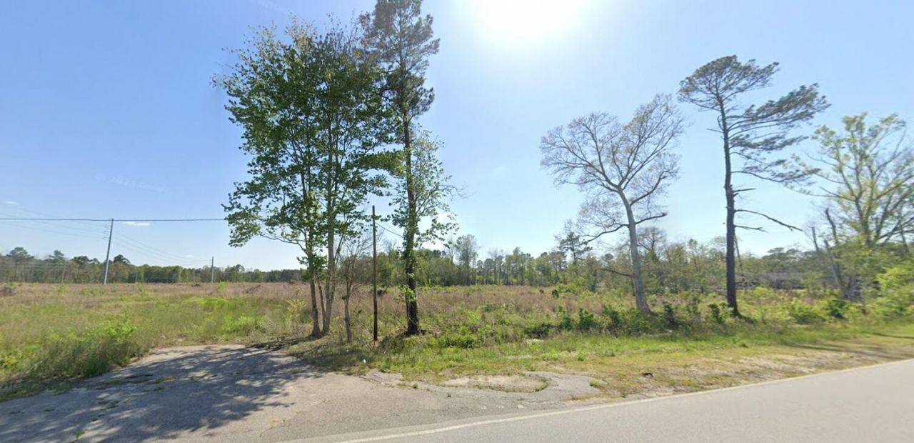 5730 Memorial Boulevard Photo 6