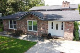 114 Berkeley Circle photo 4