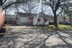 942 Savannah Highway photo 4