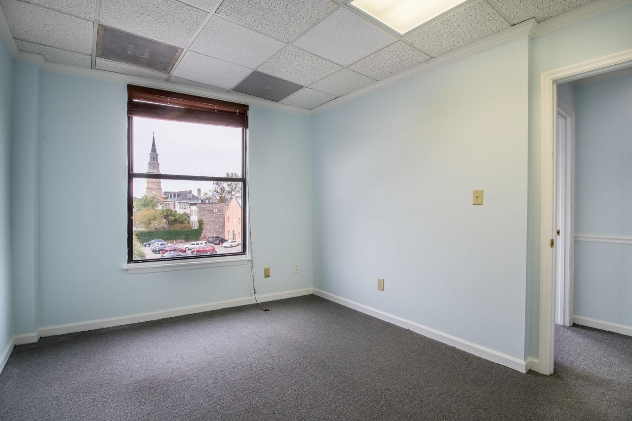 174 E Bay Street Photo 16