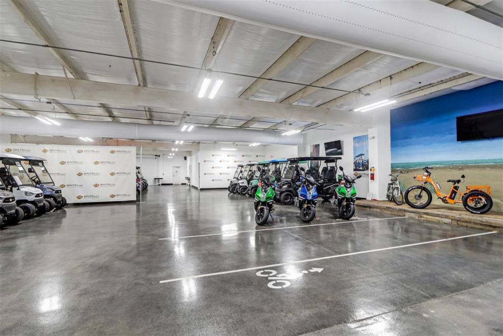 2137 Savannah Highway Photo 15