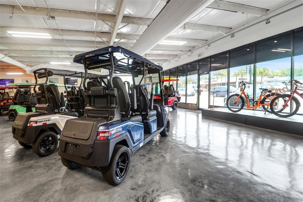 2137 Savannah Highway Photo 8