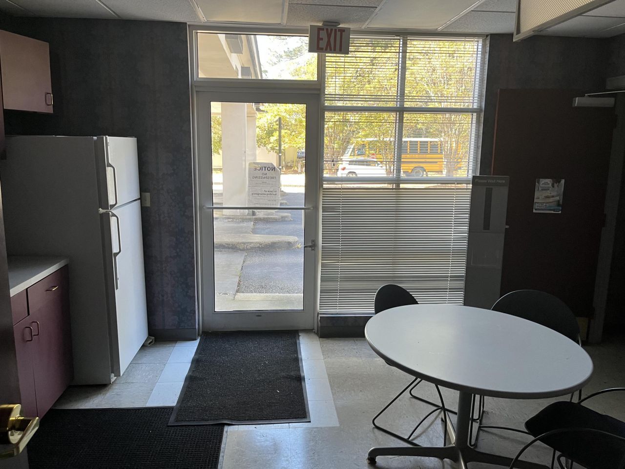 401 Robertson Boulevard Photo 11