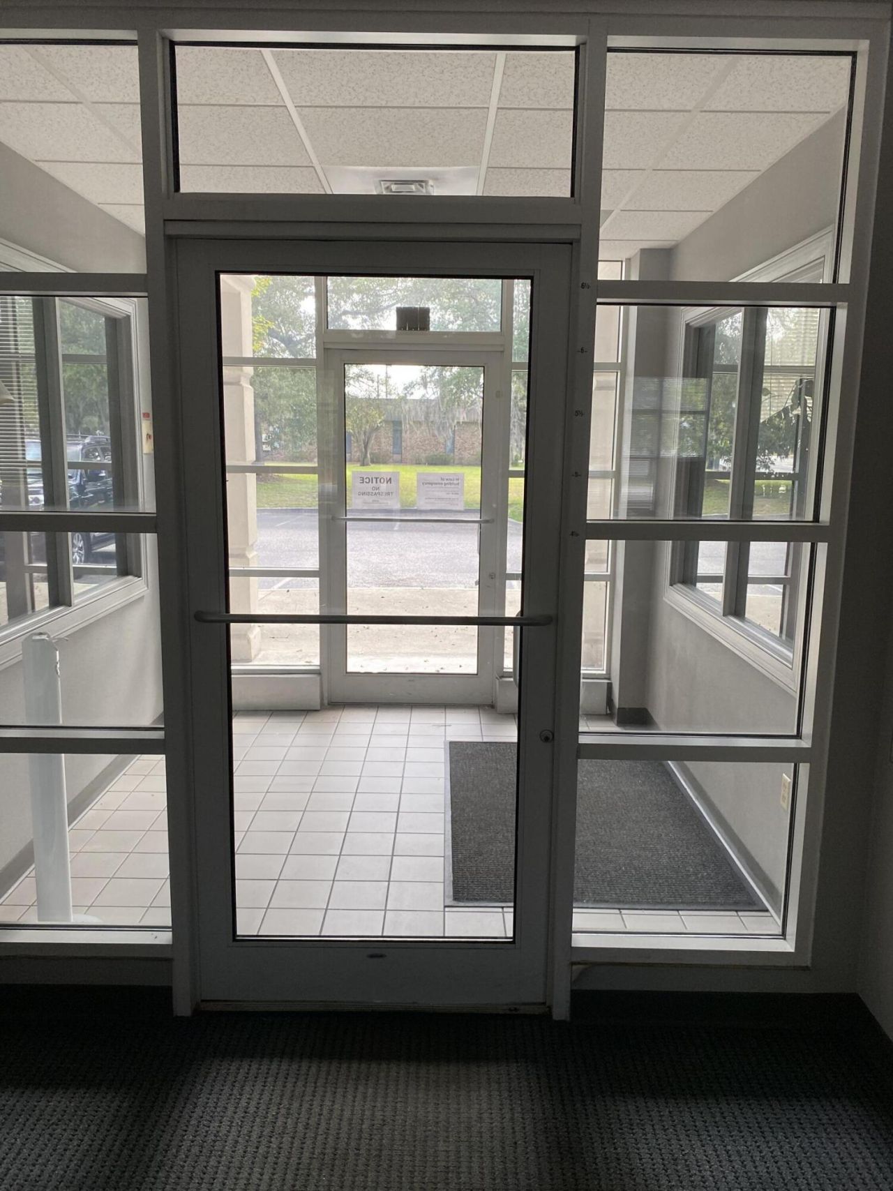 401 Robertson Boulevard Photo 15