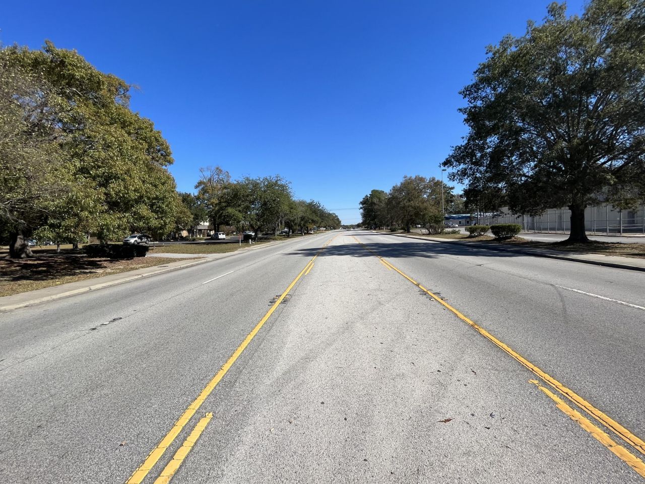 401 Robertson Boulevard Photo 19