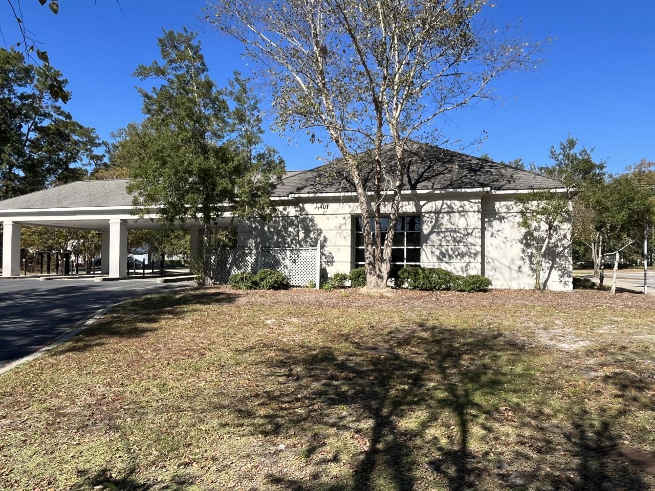 401 Robertson Boulevard Photo 23