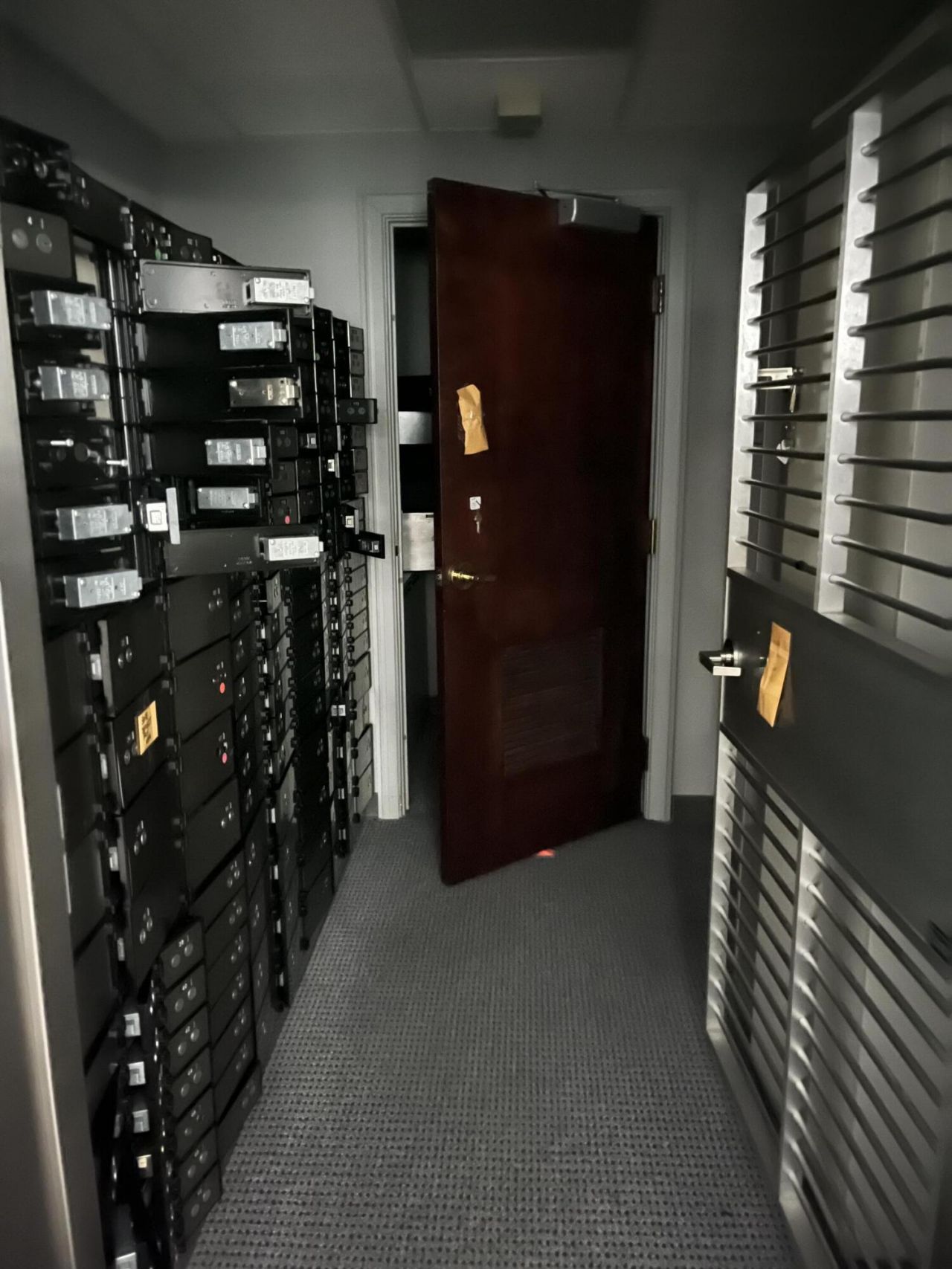 401 Robertson Boulevard Photo 6