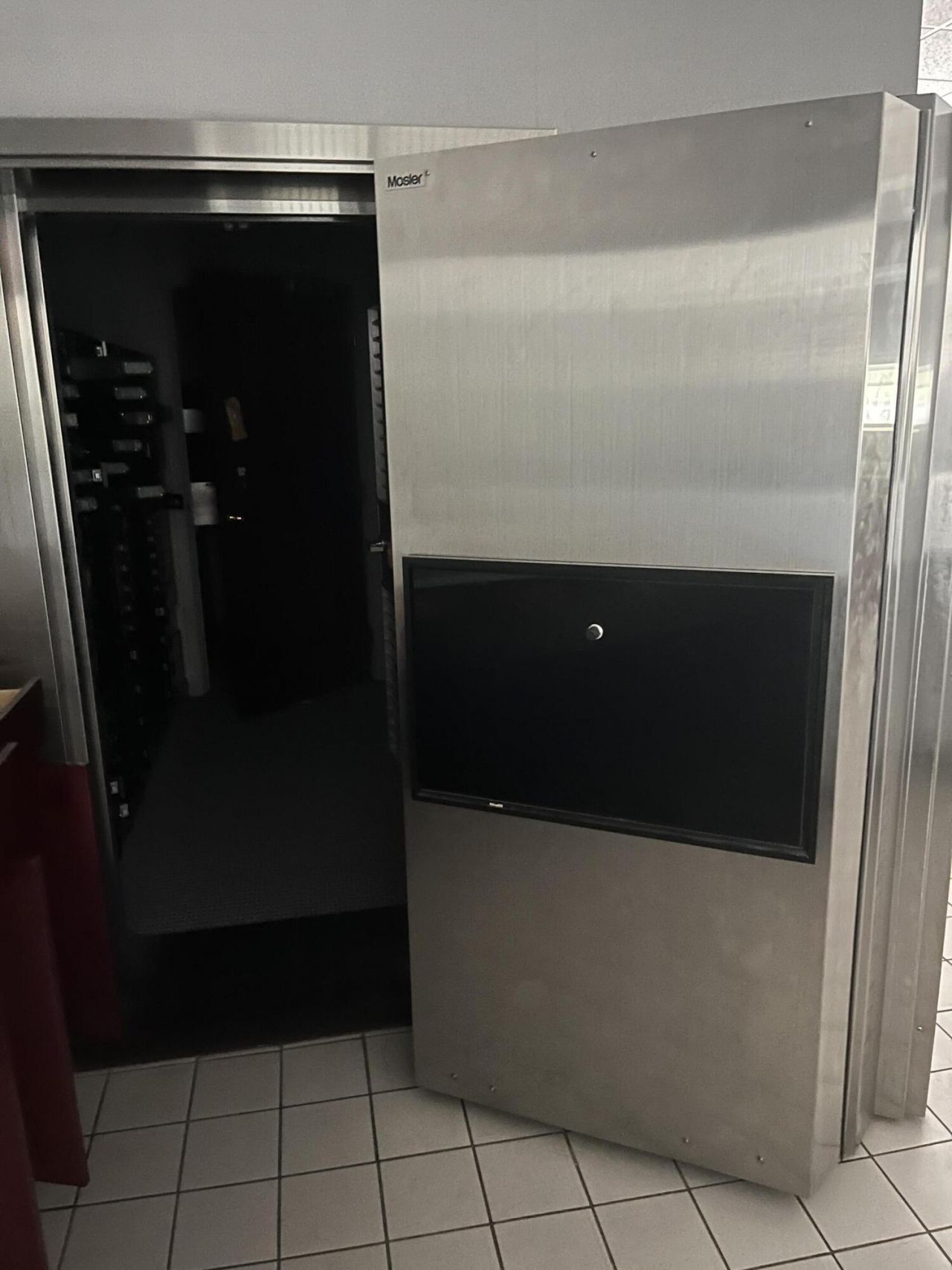 401 Robertson Boulevard Photo 8