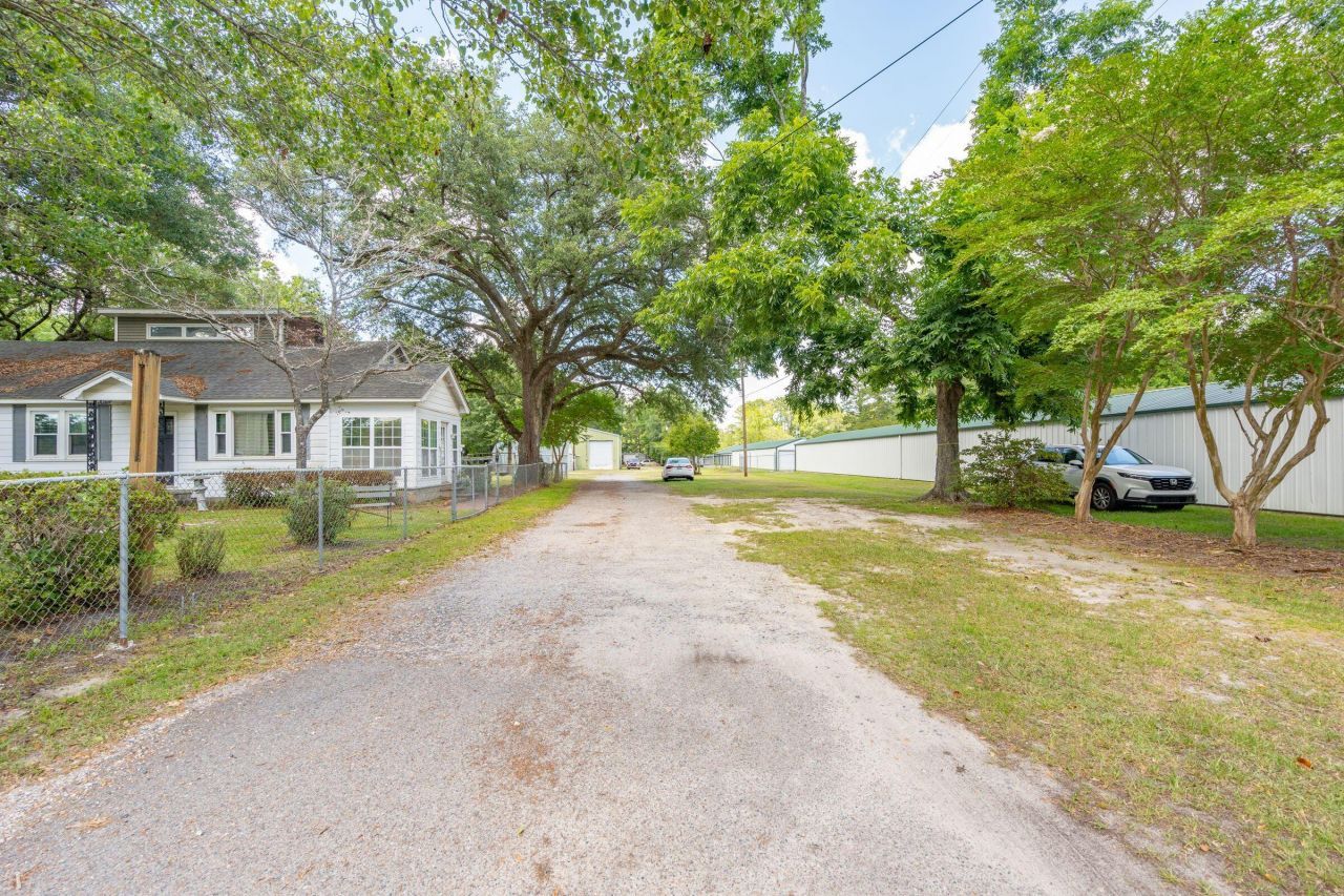 1219 Central Avenue  Photo 10