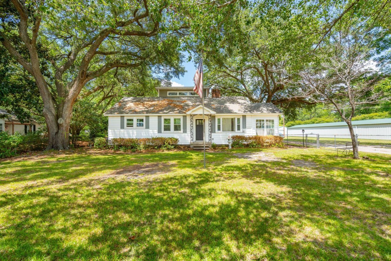 1219 Central Avenue  Photo 9