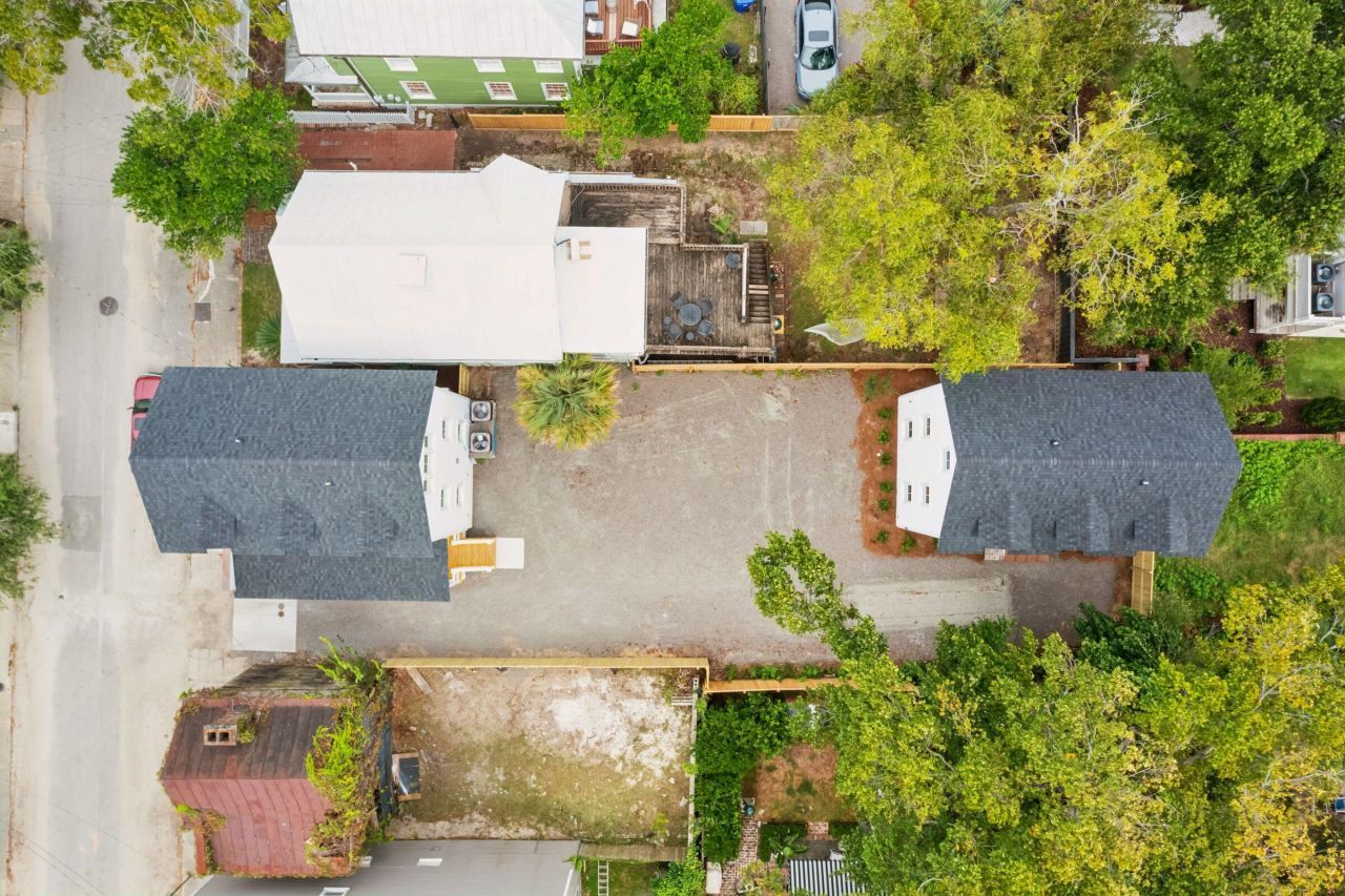 72 Drake Street Photo 11