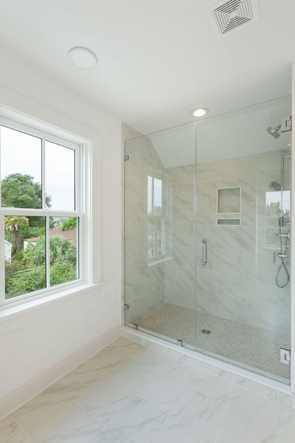 72 Drake Street Photo 23
