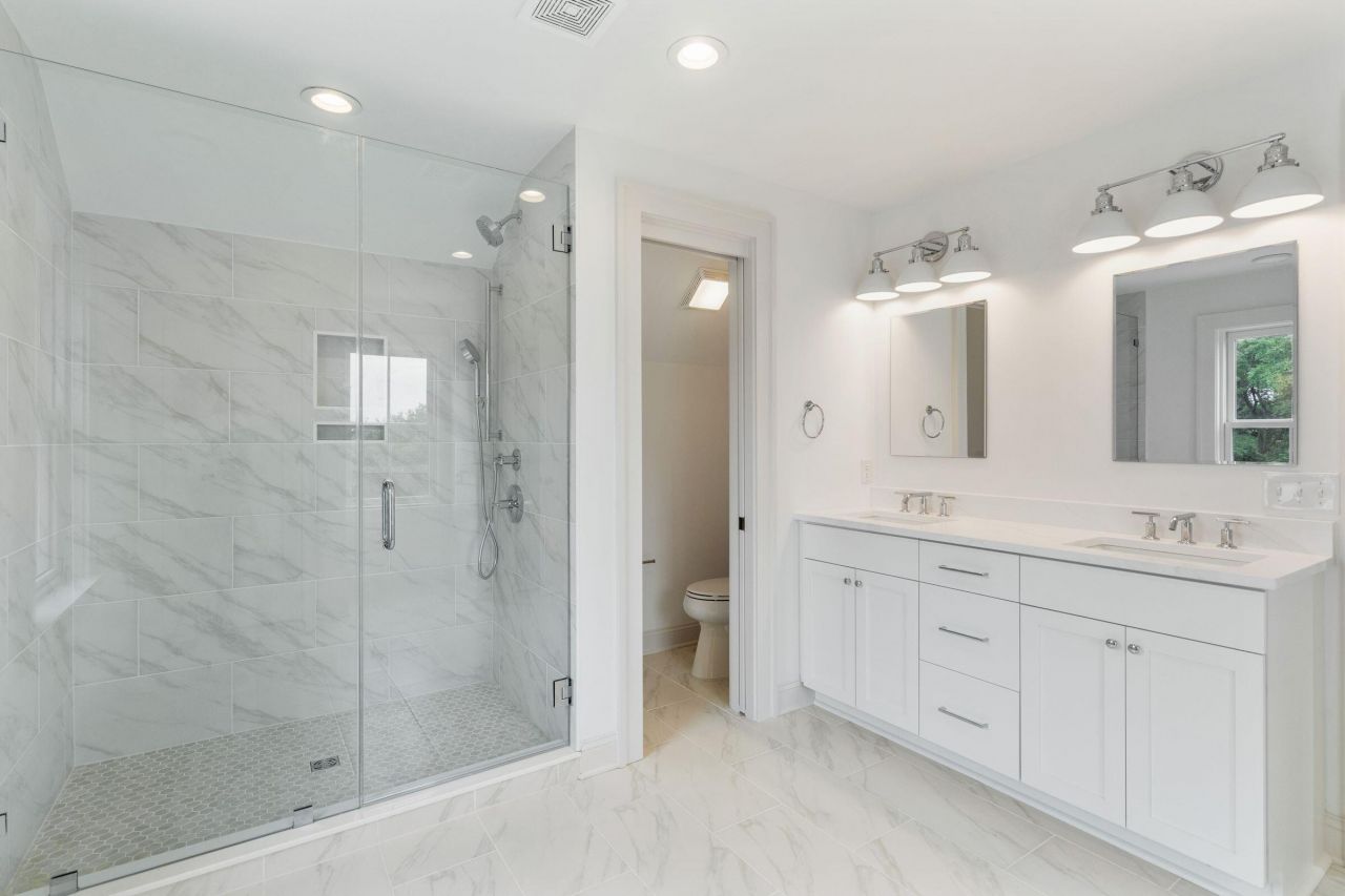 72 Drake Street Photo 26