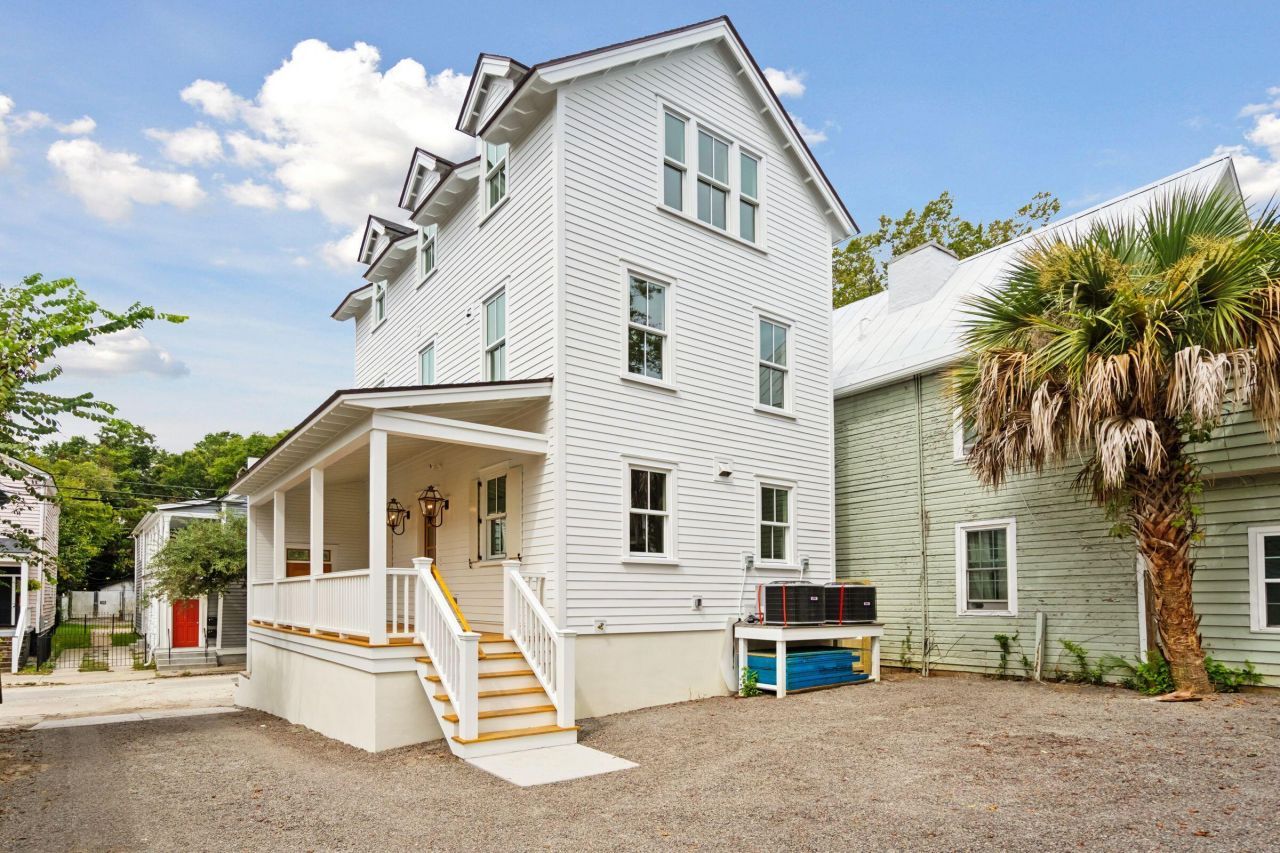 72 Drake Street Photo 7